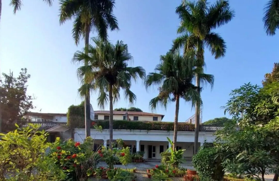 Mango Tree Courtyard Dehradun-1