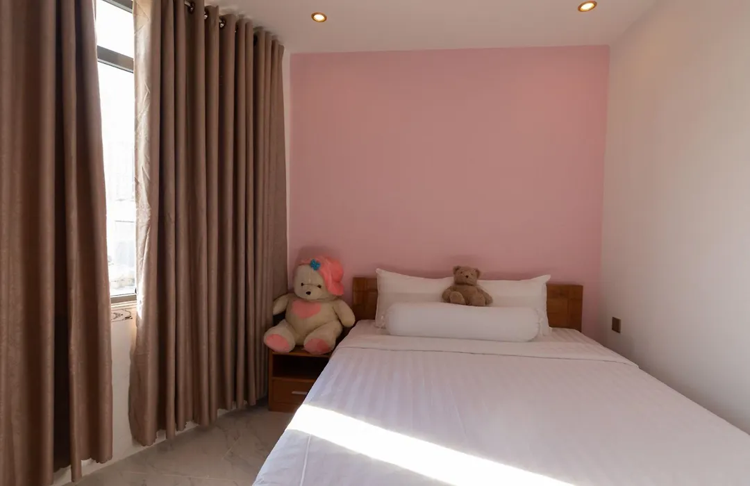 26 Topaz Hotel-1