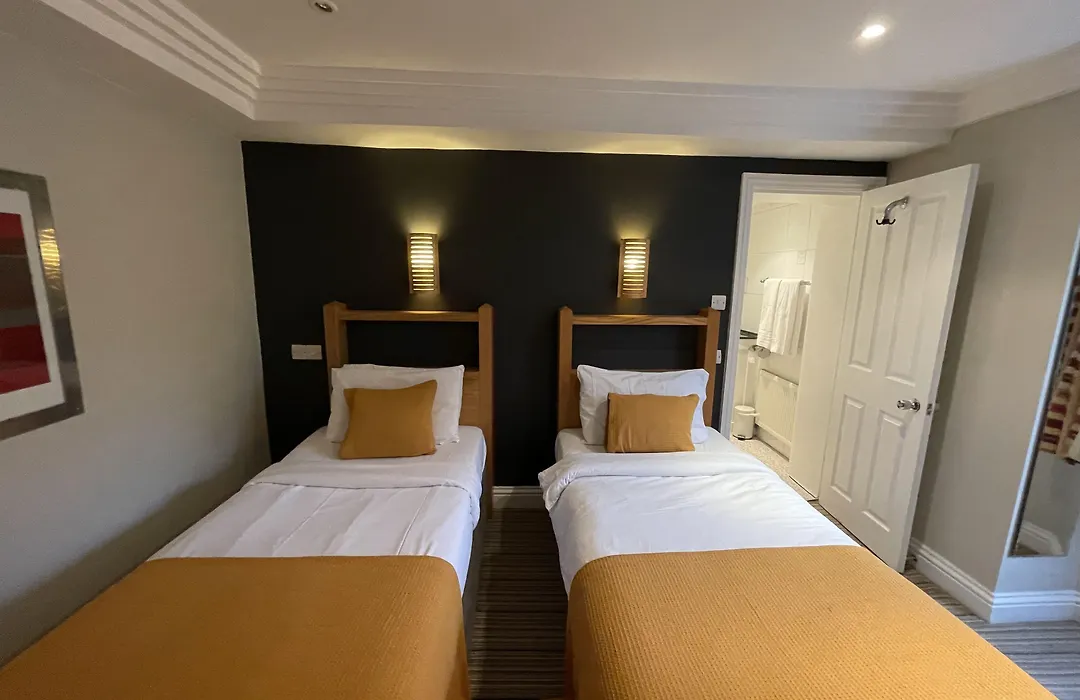 Shandon Hotel-1