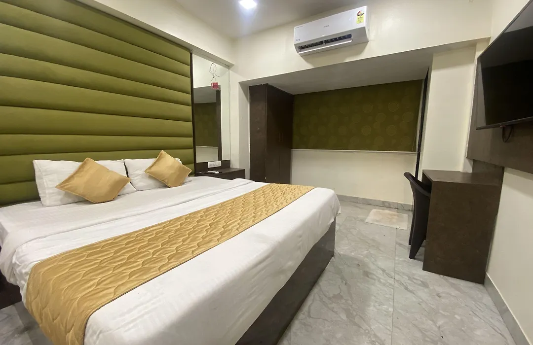 The B Town Hotel-1