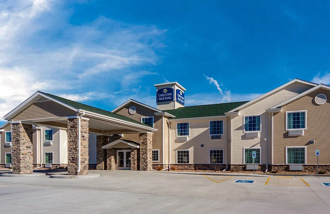 Cobblestone Inn & Suites - Holdrege-1