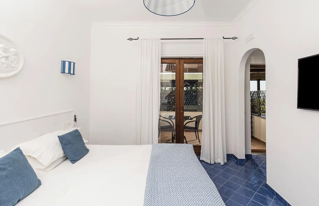 Monte Solaro Bed & Breakfast-1