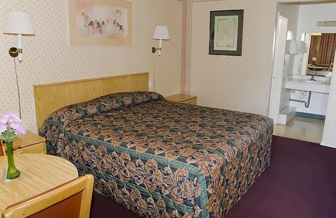 Motel 8 Willcox-1