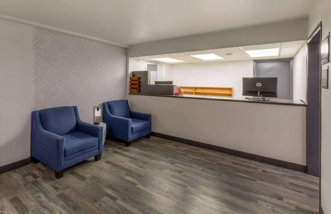 Baymont By Wyndham Laredo-1