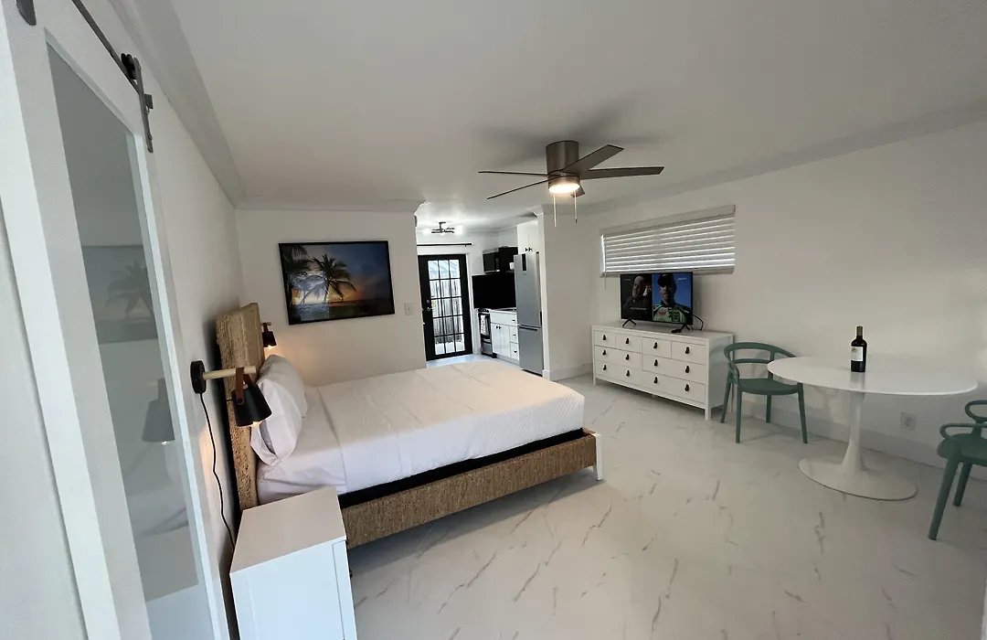 La Mer Suites-1