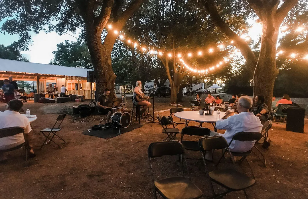 Stonewall Motor Lodge-1