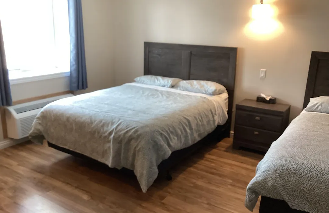 Lakeview Hotel-1