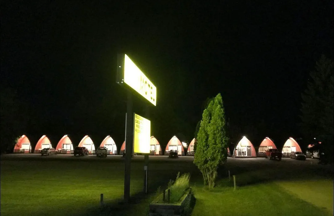 The Little Chalet Motel-1