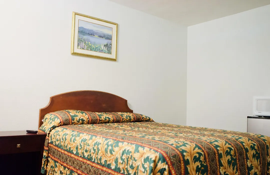 Red Carpet Motel By Ontario-1