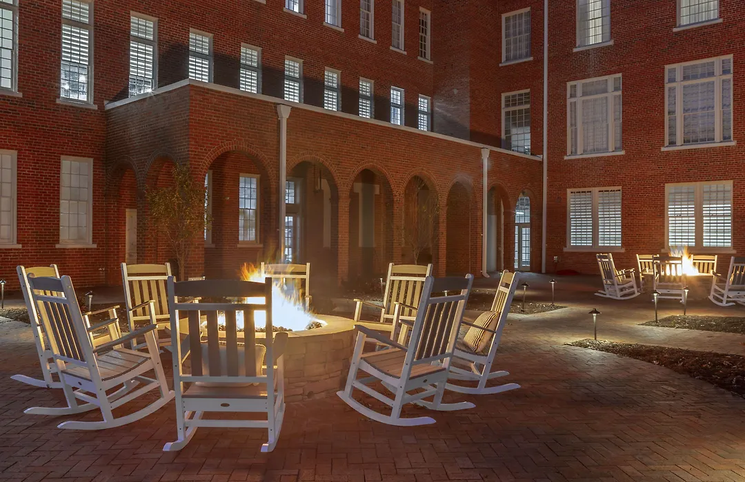 Inn At Blackstone-1