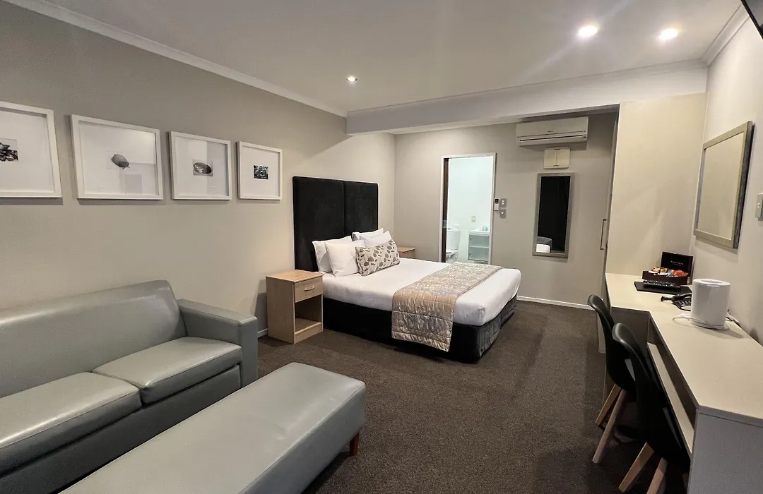 Marineland Beachfront Accommodation-1