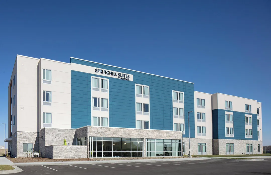 Springhill Suites By Marriott Ames-1