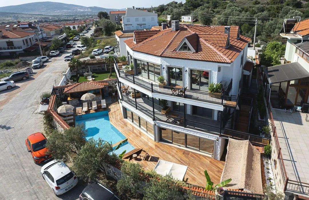 Lunas Alaçatı-1