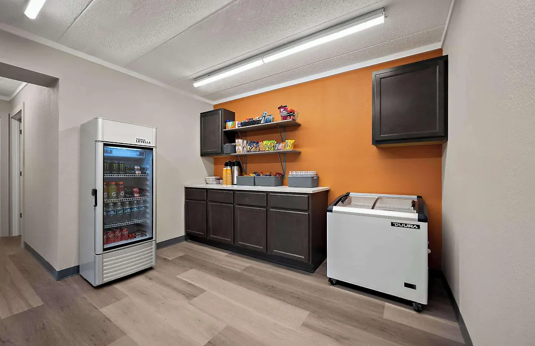 Suburban Studios Peoria-1