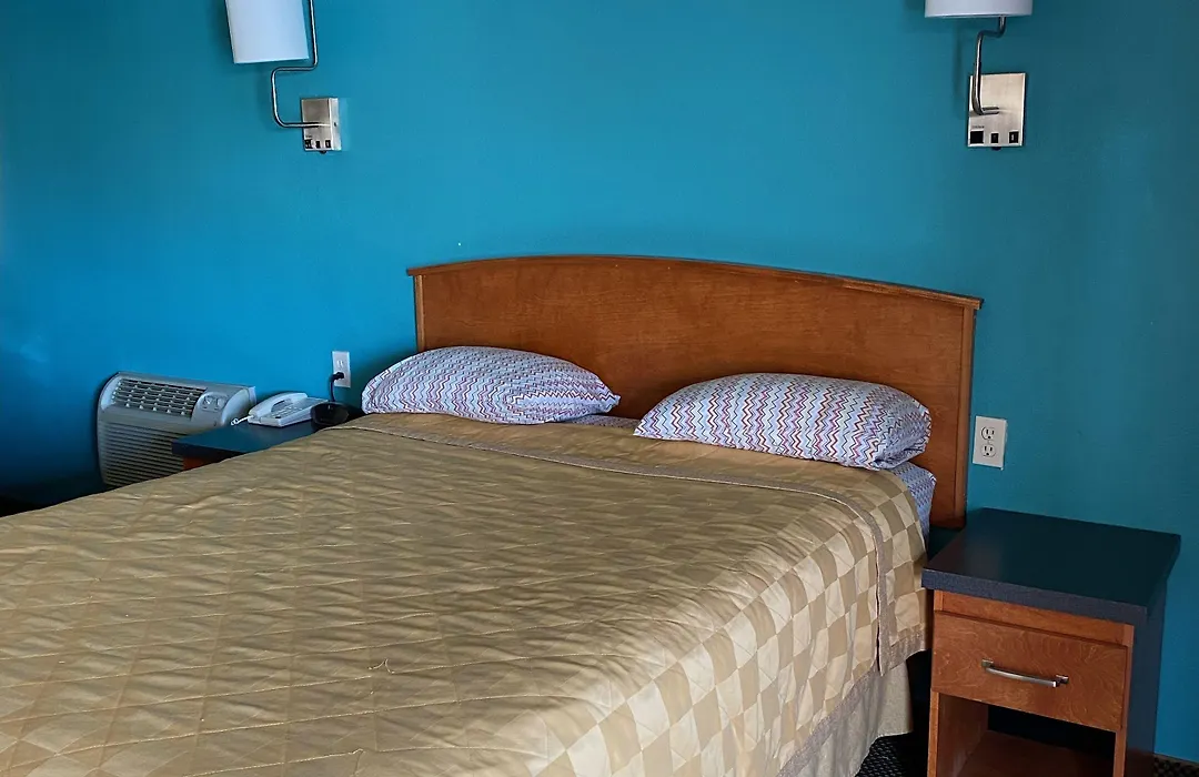 Lone Pine Budget Inn-1