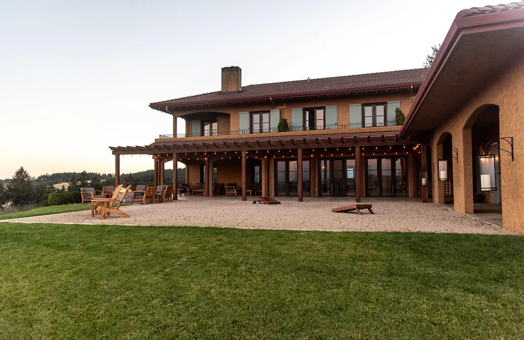 Foley Wines At Dundee Hills-1