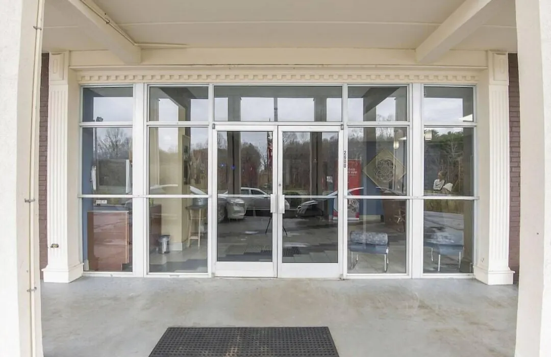 Econo Lodge Forest City-1