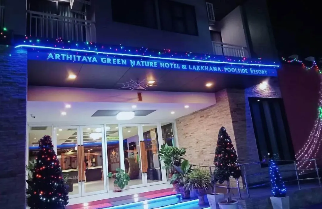 Arthitaya Green Nature Hotel & Lakkhana Poolside Resort-1