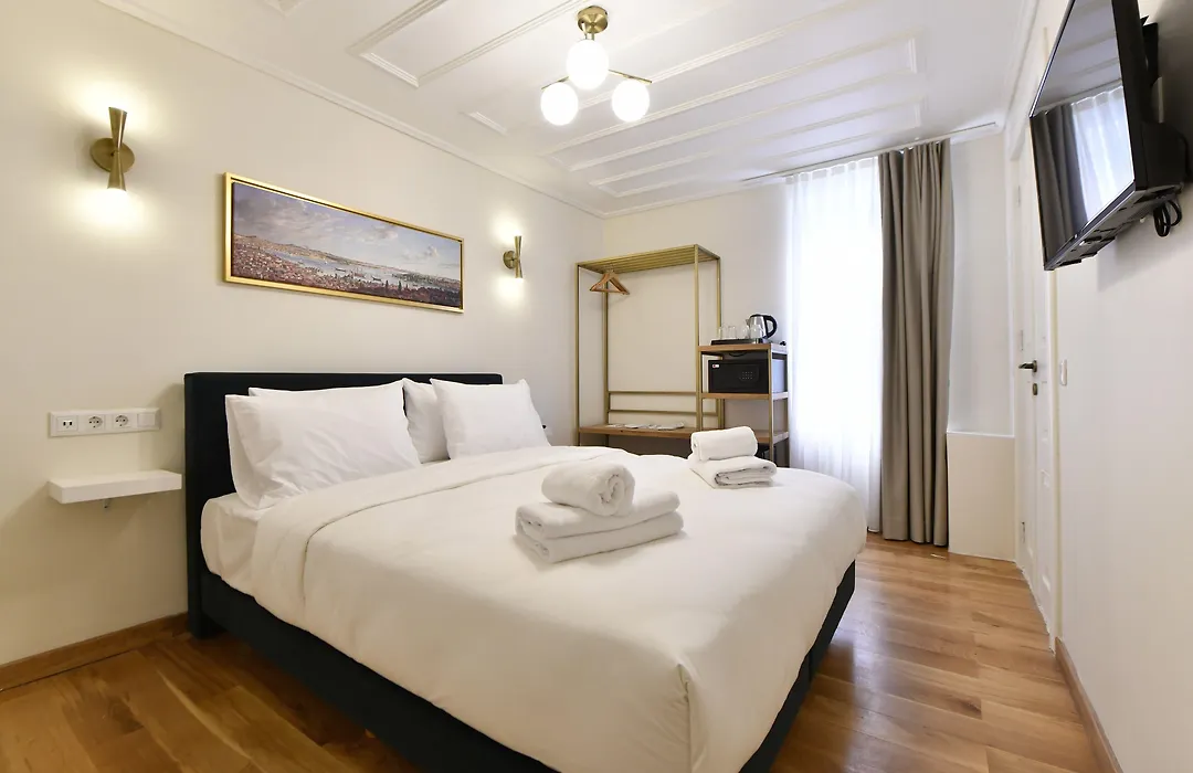 Agras Istanbul-1