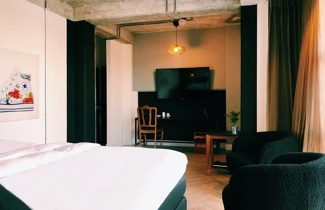 Bed, Bites&Business Hotel Rotterdam-1
