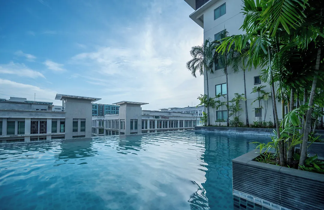 Ritz Residence - A Member Of The Luxury Hotel Group-1