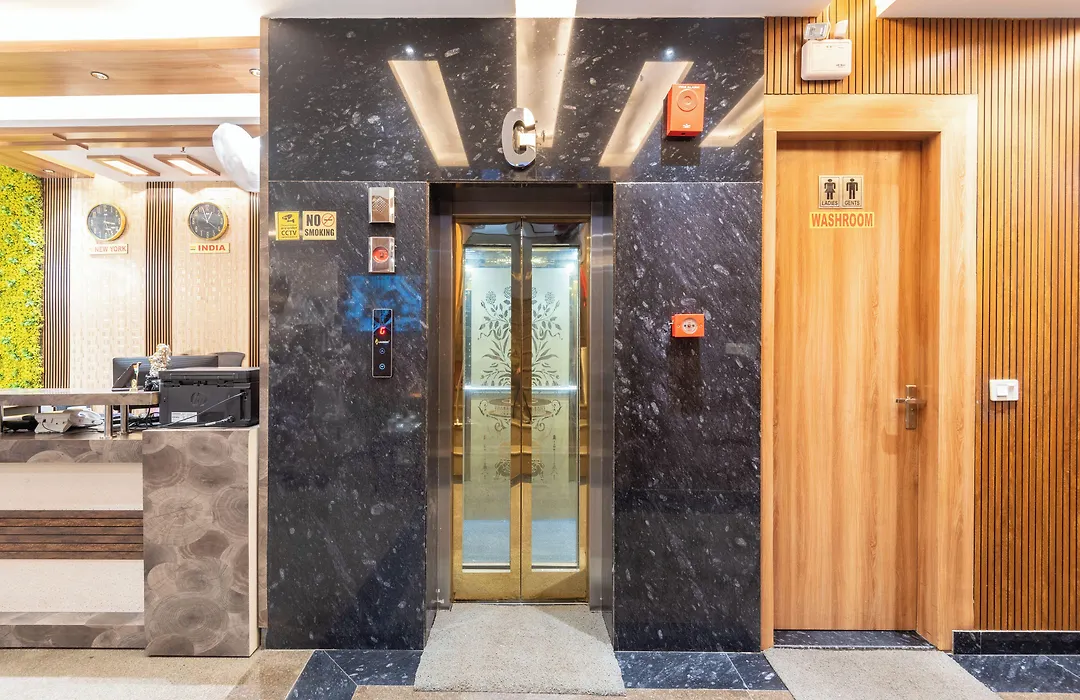Hotel Royal Inn Igi-1