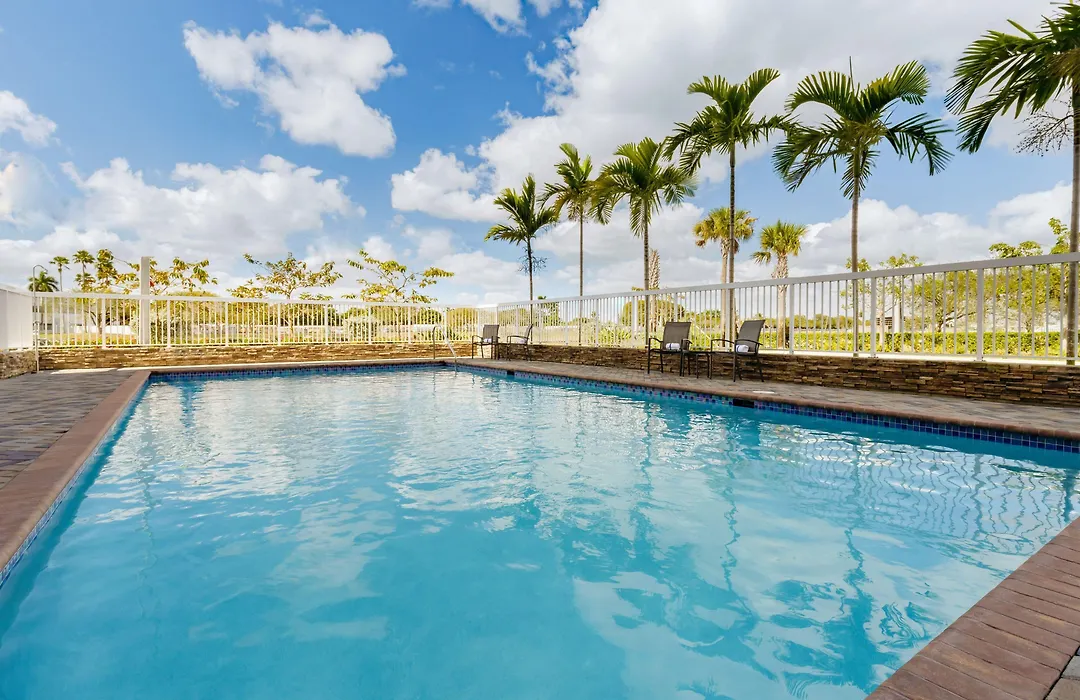 Fairfield By Marriott Inn & Suites Homestead Florida City-1