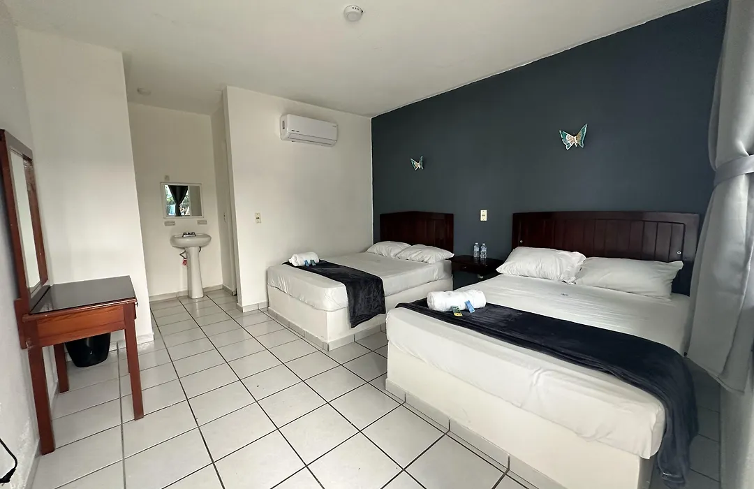 Hotel Grand Bahía Los Cocos-1