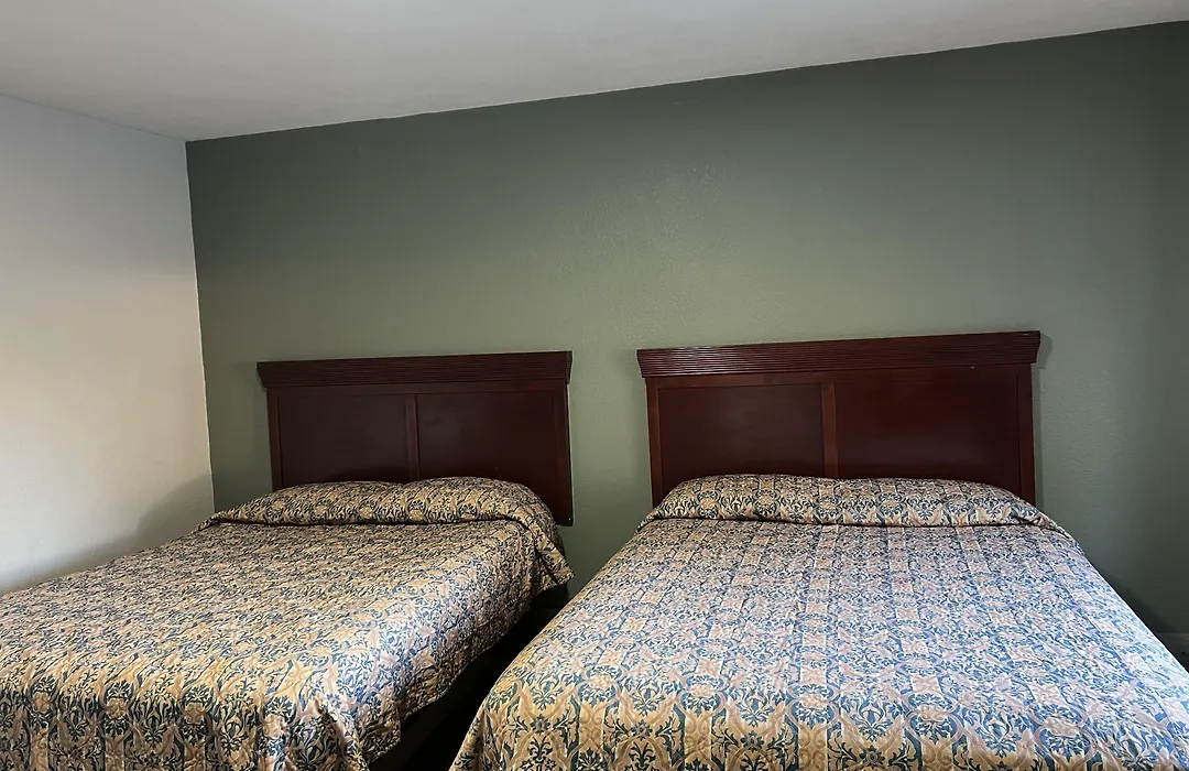 Comfort Stay Inn-1