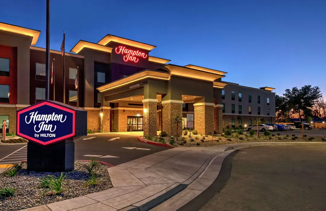 Hampton Inn Fresno Airport-1