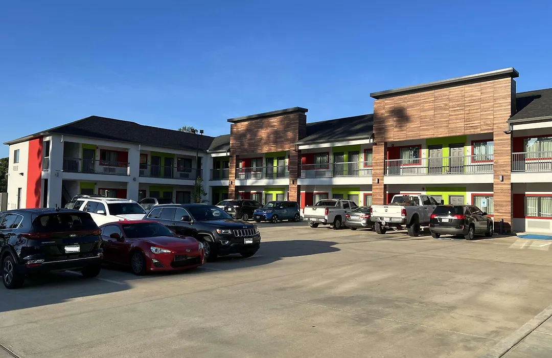 Scottish Inns & Suites - Kingwood-1