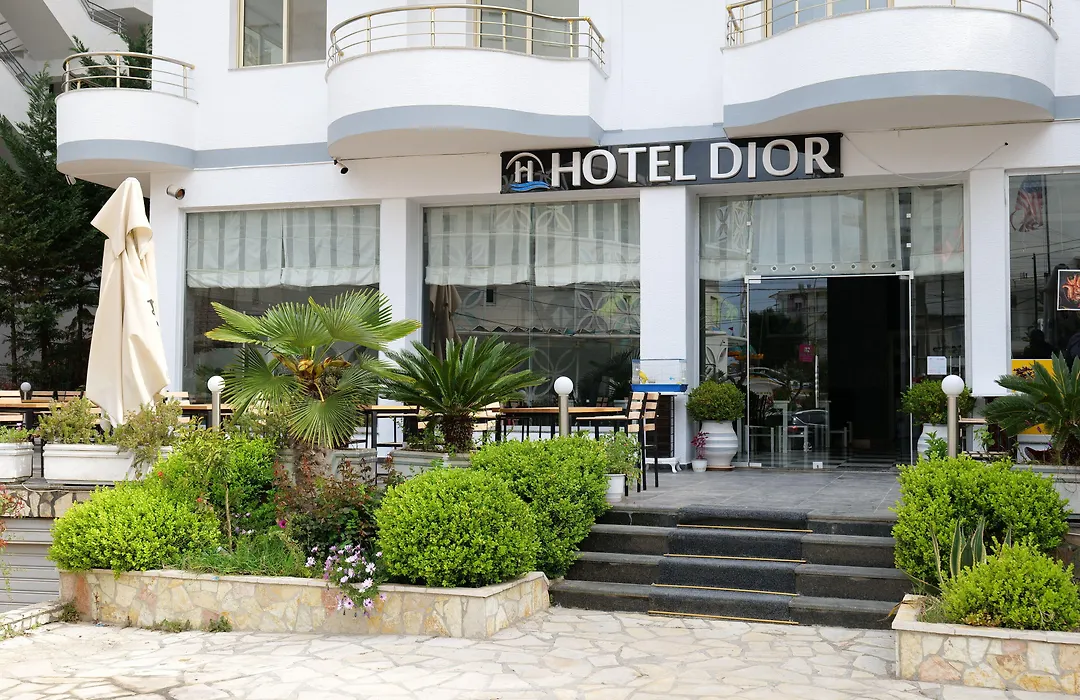 Hotel Dior-1