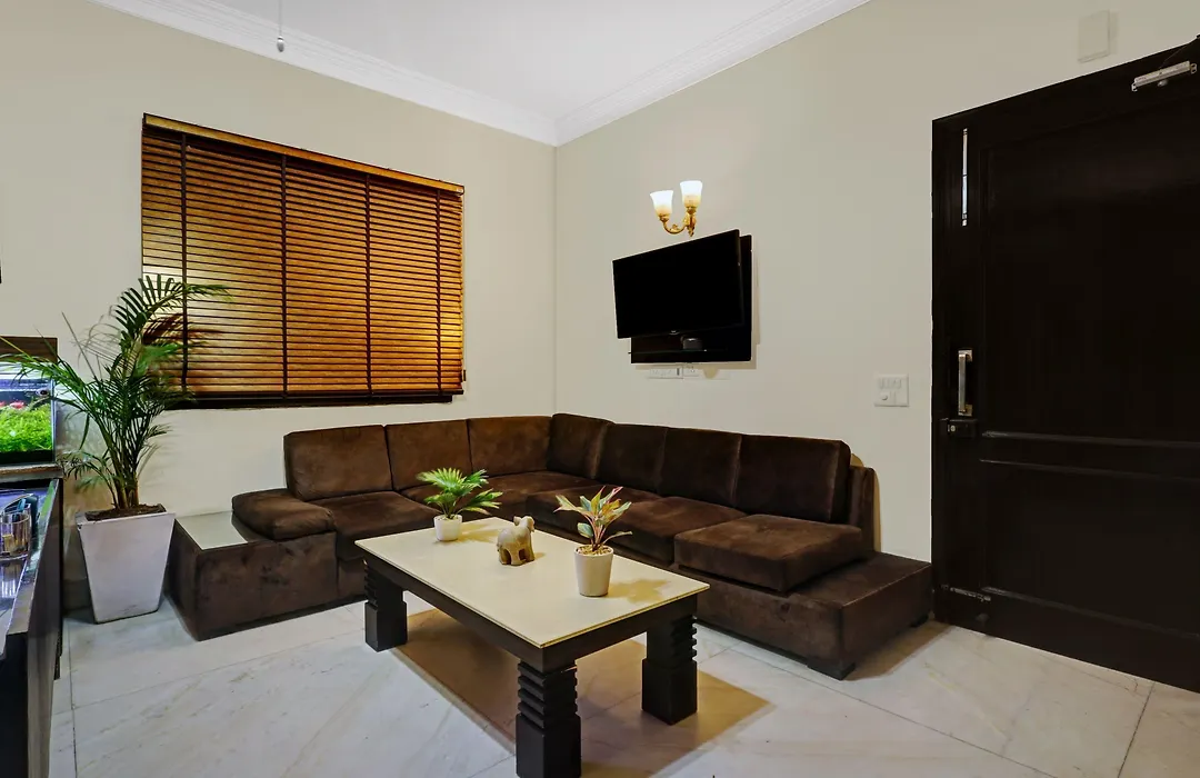 Itsy Hotels Connaught Mews-1