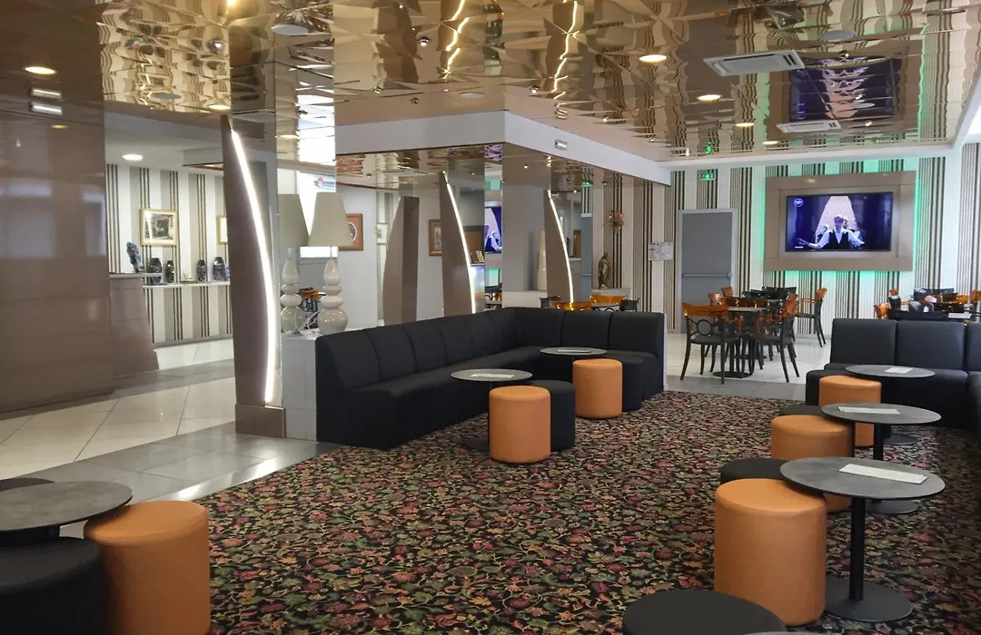 Hotel Lys De Marie-1