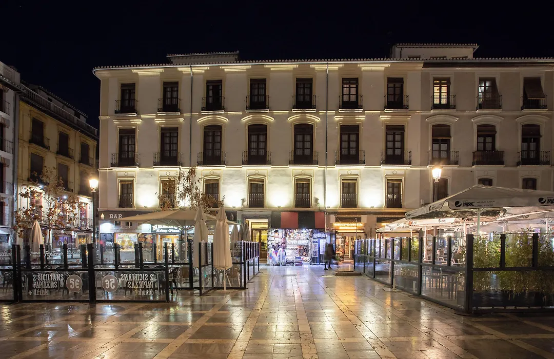 Bibo Suites Plaza Nueva-1