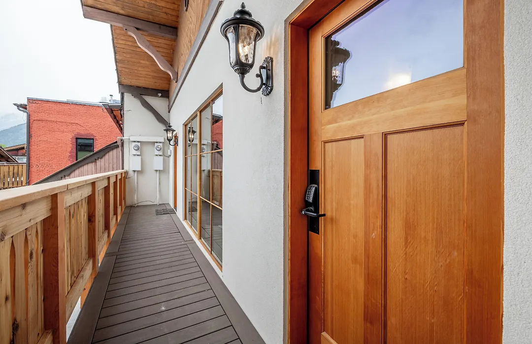 Bavarian Lodge Suites-1