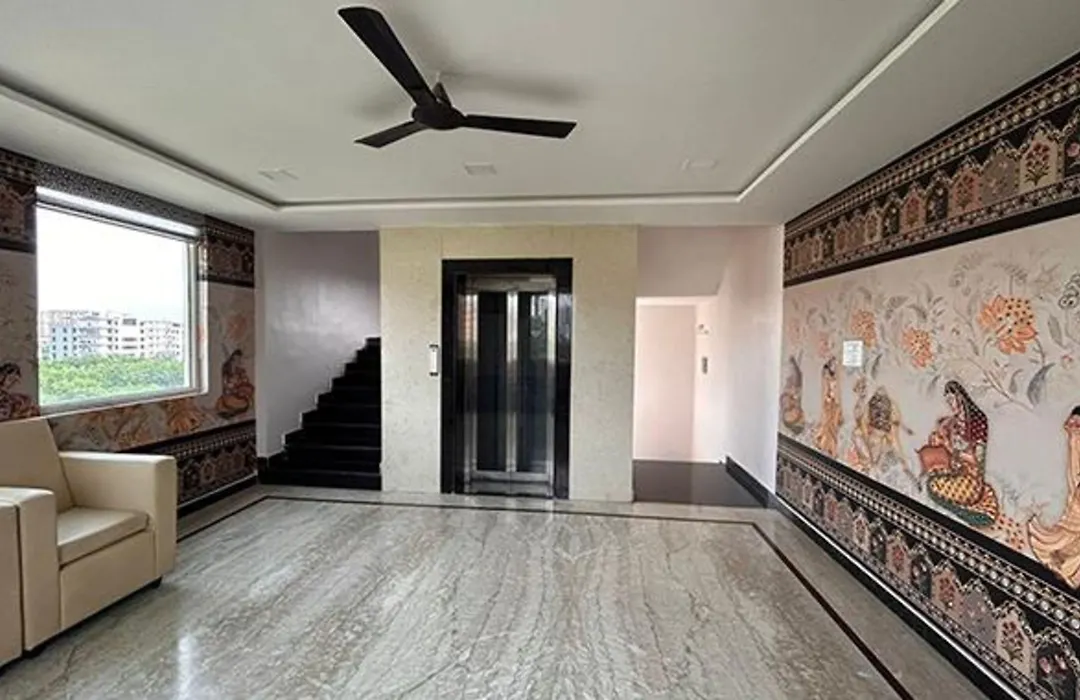 Fabhotel Prime Anika Suites-1