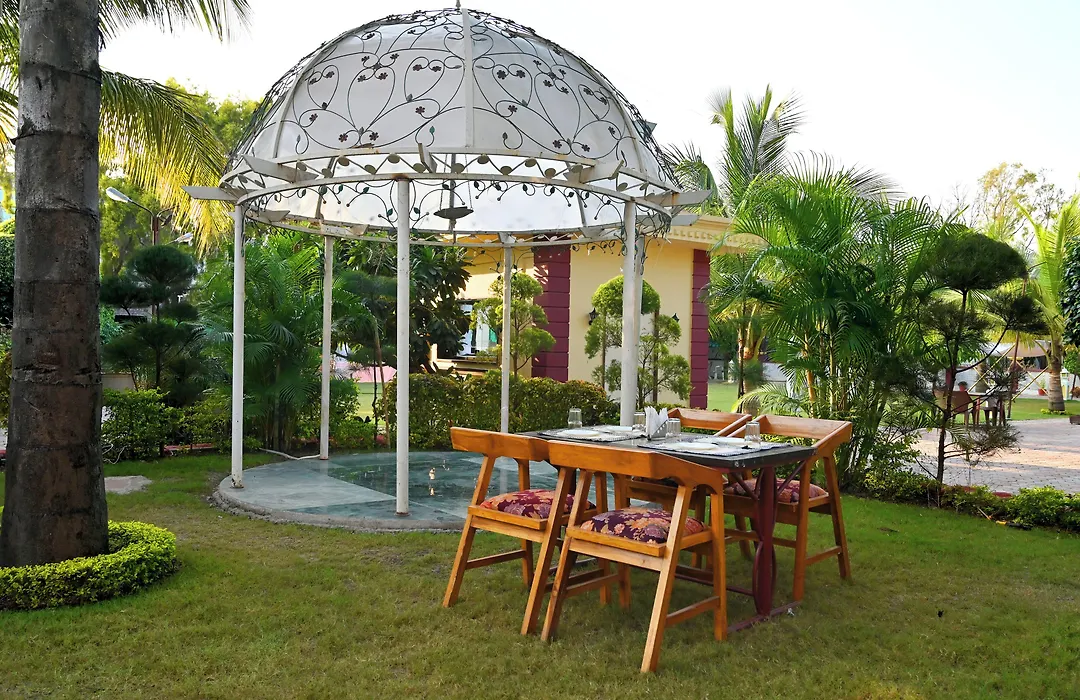 Woods Inn Resort-1