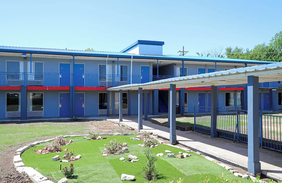 Express Inn-1