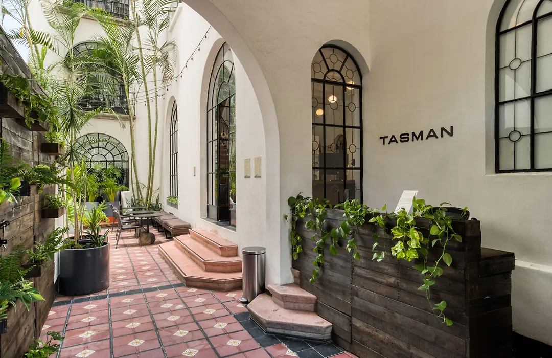 Santa Casa By Tasman-1