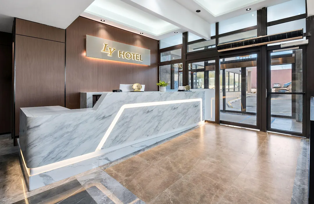 Ly New York Hotel-1