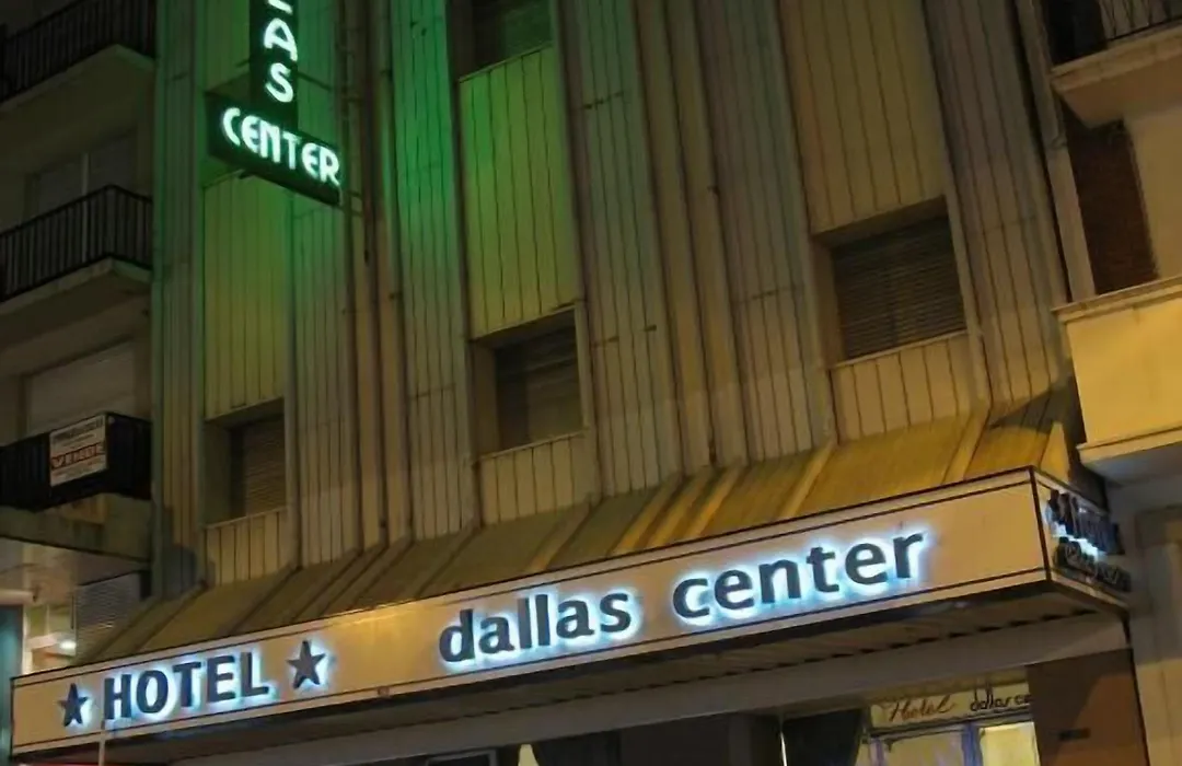 Hotel Dallas Center-1