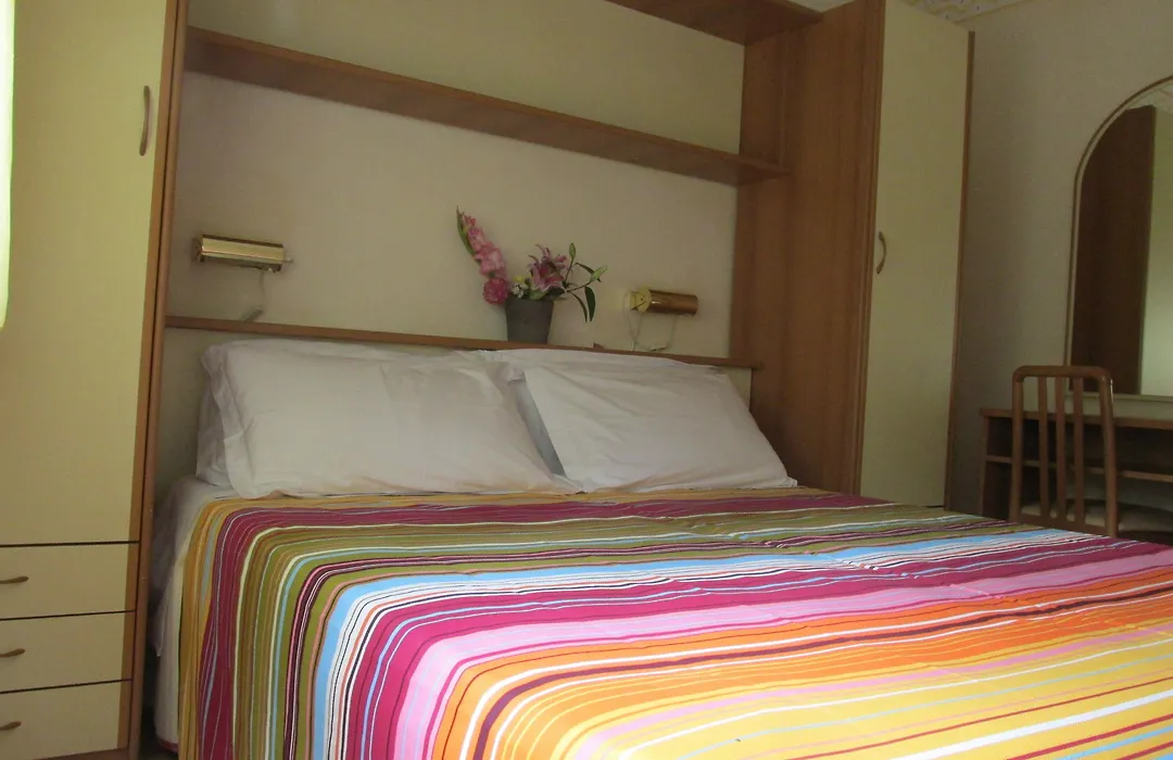 Hotel Helvetia-1