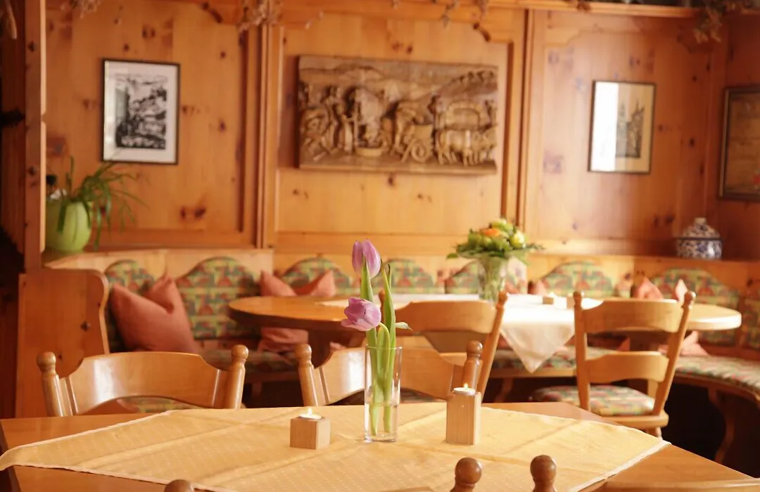 Hotel-Restaurant Zum Kirschbaum-1