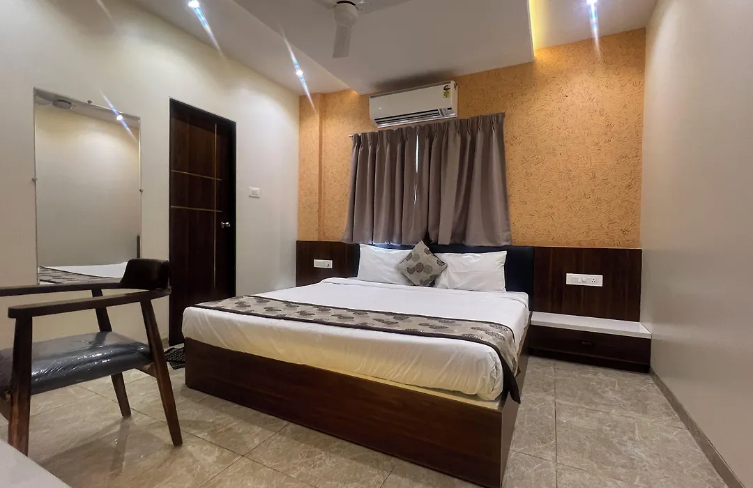 Hotel Suvarnam Residency-1