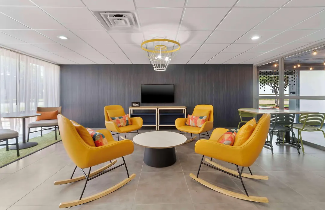 Spark By Hilton Grand Prairie-1