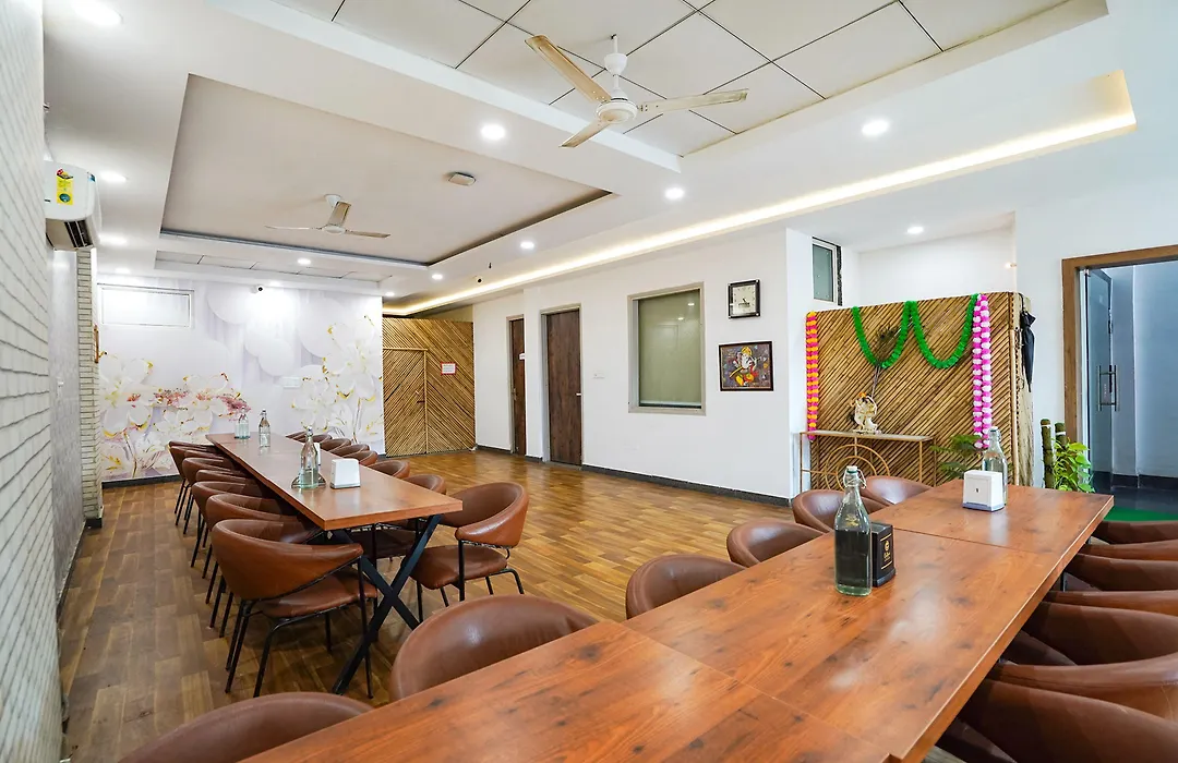 Fabhotel Prime Culture-1