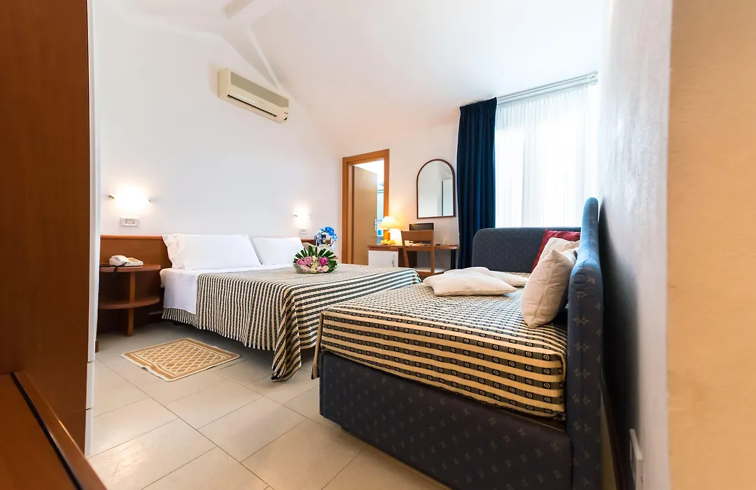 Hotel Lem-Casadei-1