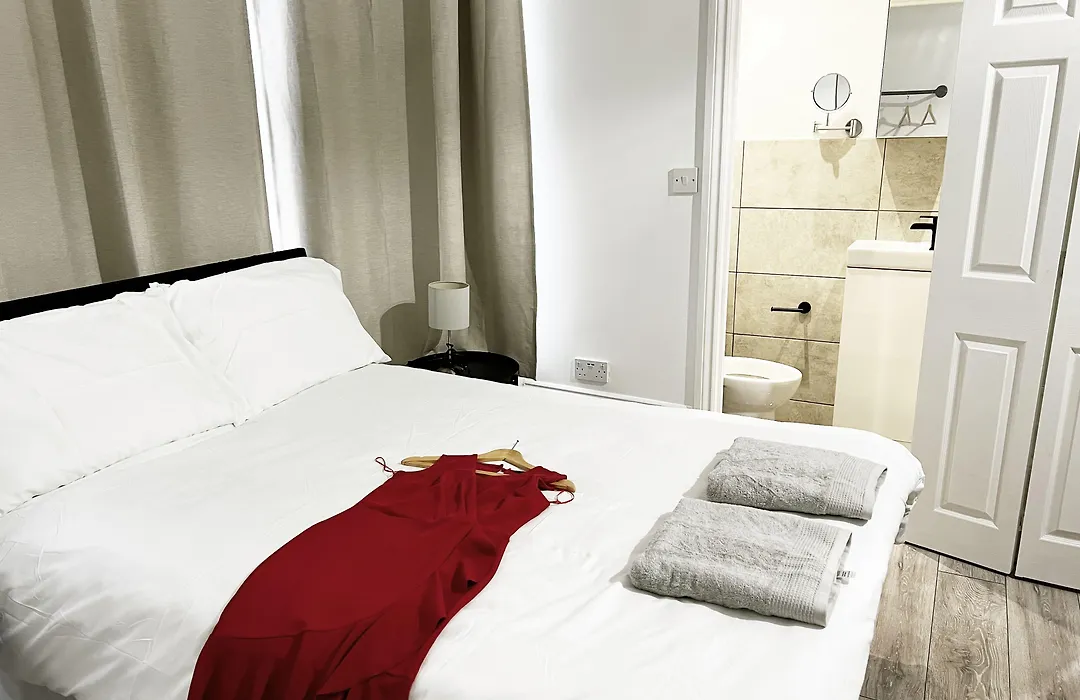 Erin Court Mansion - Rm 11-1