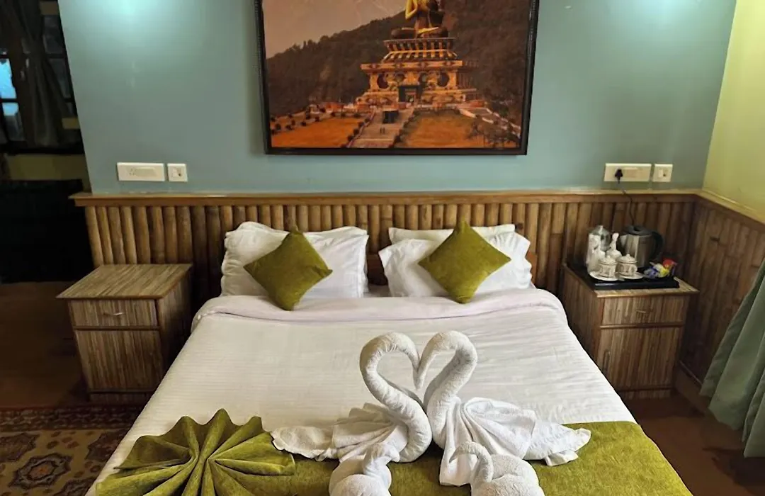 Hotel Ravongla Star-1
